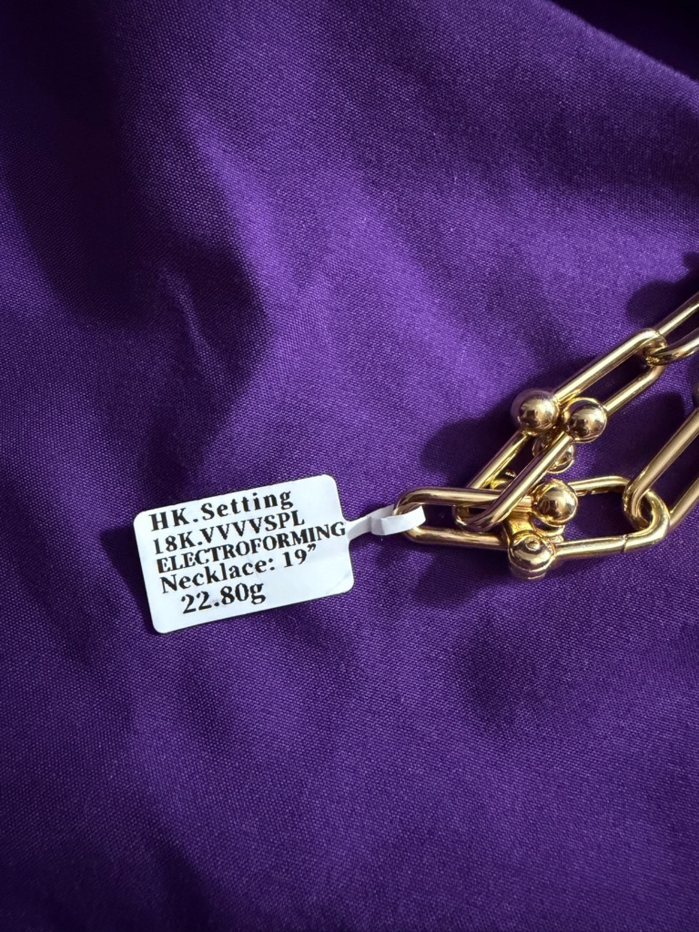 18k SOLID GOLD hardware style necklace - Picture 3 of 5